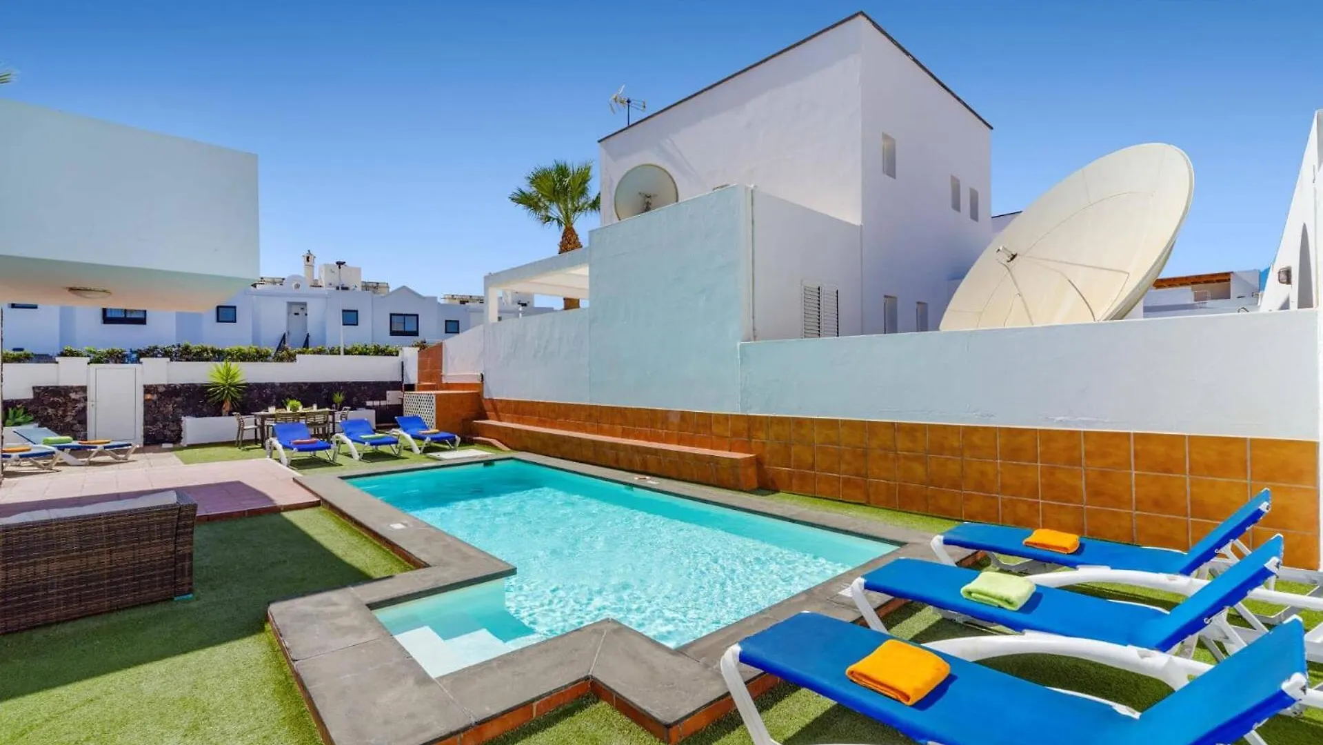 Villa Sol Lanzarote By Villa Plus Puerto del Carmen  Spanje