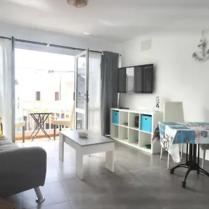 Ancla Ii Old Town & Playa Chica Apartment