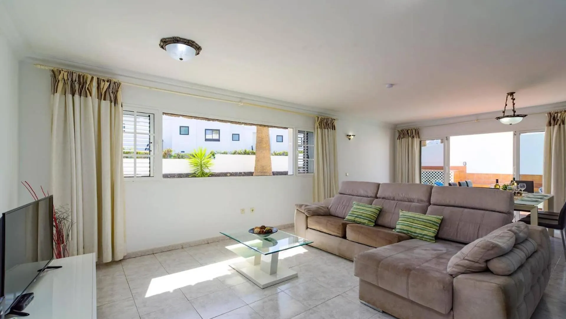 Villa Sol Lanzarote By Villa Plus Puerto del Carmen  Puerto del Carmen (Lanzarote)